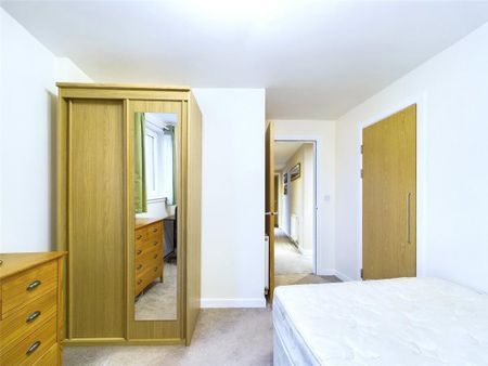 2 bedroom apartment to rent - Photo 4