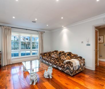 Sea Breeze, Stable Lane, Monkstown, County Dublin - Photo 4