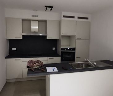 Appartement te huur in Lessines voor € 895 met 1 slaapkamer - Foto 2
