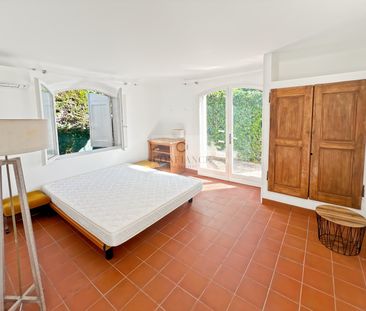 Location Maison 5 pièces 180m² NICE 06200 - Photo 2