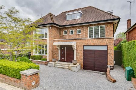 6 bedroom house in Hampstead Garden Suburb - Photo 5