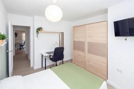 Carrer del Doctor Manuel Candela, Valencia, Valencian Community 46021 - Photo 2