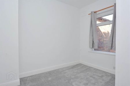142 Greenville Road, Off Grand Parade, Belfast, BT5 5JY - Photo 4