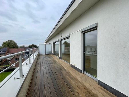 Te huur: appartement met 2 slaapkamers nabij het centrum van Halle. - Foto 4