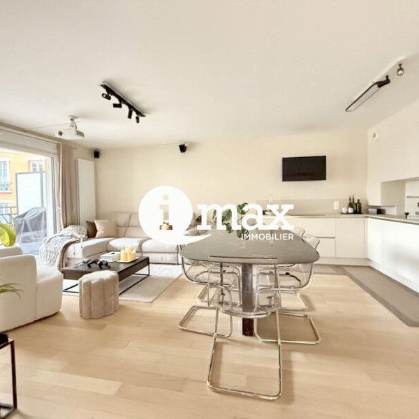 Location Appartement CLICHY - - Photo 1