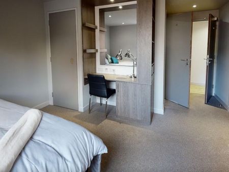 4 bedroom flat share to rent - Photo 3