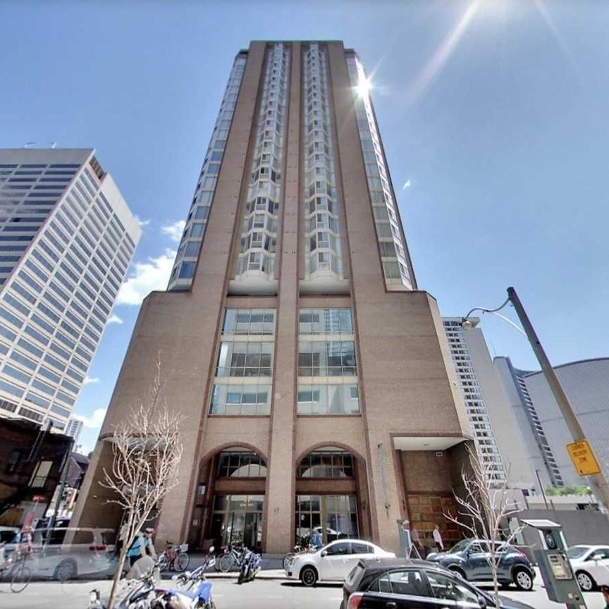 For Lease - 55 Centre Avenue Unit# 2105, Toronto, Ontario - Photo 1