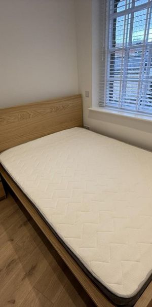 1 bedroom Flat To Let - Photo 1