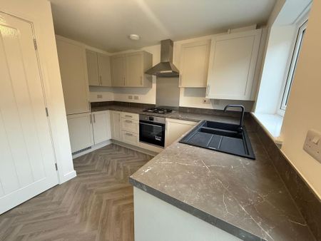 3 bedroom end of terrace house to rent - Photo 5