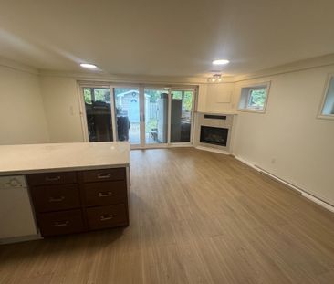 For Lease - 91 Cameron Avenue Unit# lower level, Toronto, Ontario - Photo 4