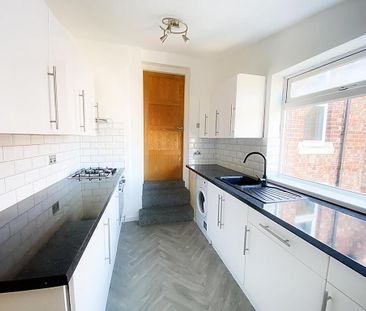 2 bedroom apartment to rent - Photo 2