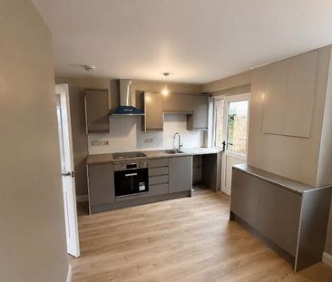 160 East Street, Newtownards, BT23 7DD - Photo 3