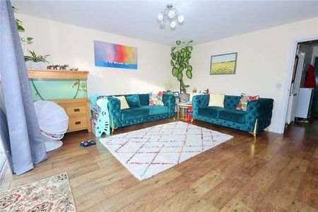 Baynton Road, Woking, Surrey, Surre, GU22 - Photo 5