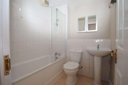 Braemar Court, Cumberland Place, SE6 - Photo 5