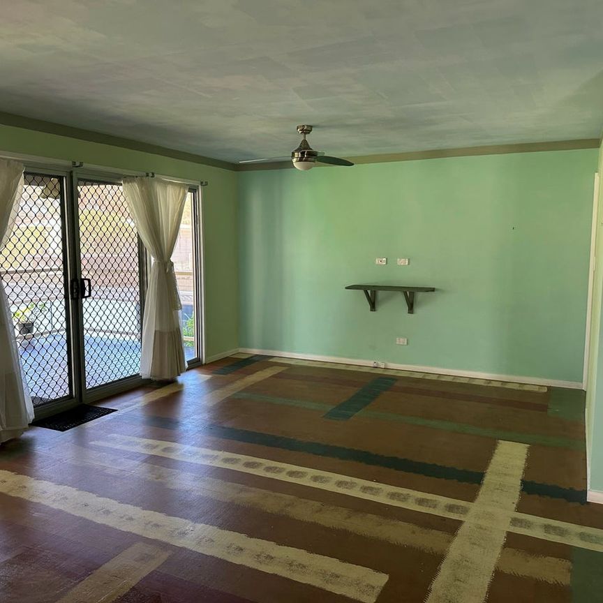 15 Jasper Street, Russell Island, Qld 4184 - Photo 1