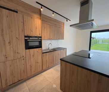 3-slaapkamer appartement met ruim terras en tuin in centrum Ouwegem! - Foto 4