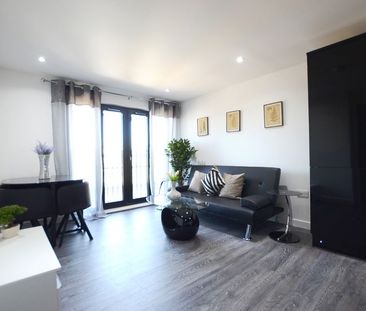 2 bedroom apartment to rent - Photo 3