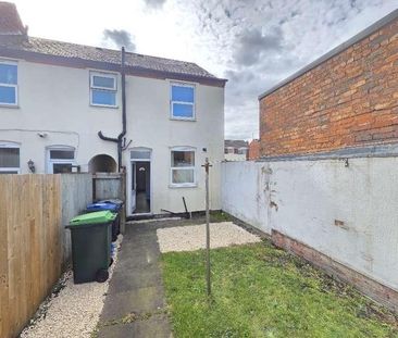 Claremont Street, Cradley Heath, Old Hill, West Midlands, B64 - Photo 2