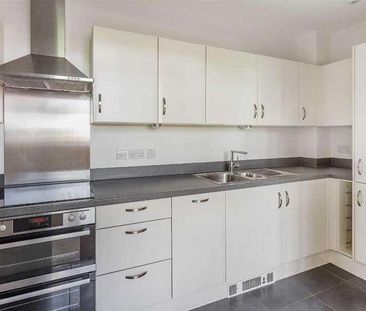 Mayne House, East Hill Road, Oxted, RH8 - Photo 1