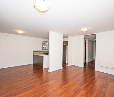 1/31 Upton Road, Windsor, VIC, 3181 - Photo 2
