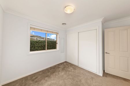 12 Boelke Place, Macgregor ACT 2615 - House For Rent | Domain - Photo 5