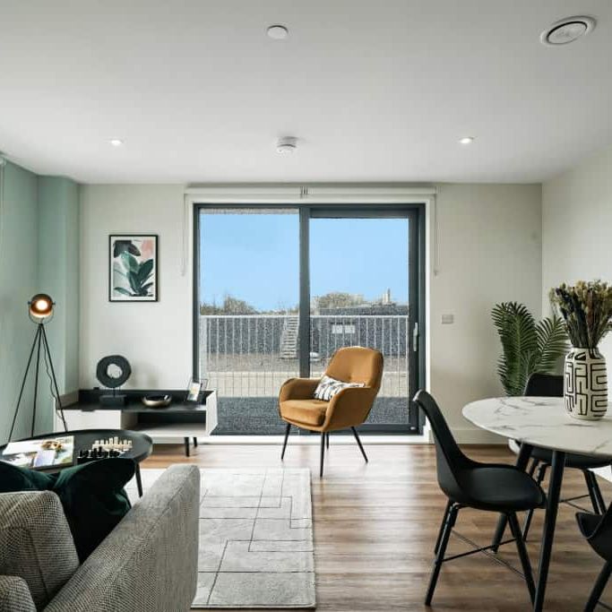 Lofting House, SL6 1ER, Maidenhead - Photo 1