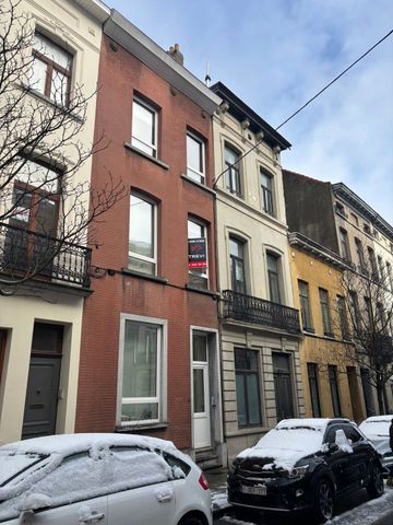 FLAGEY, EEN GEDEELDE KAMER - Foto 4