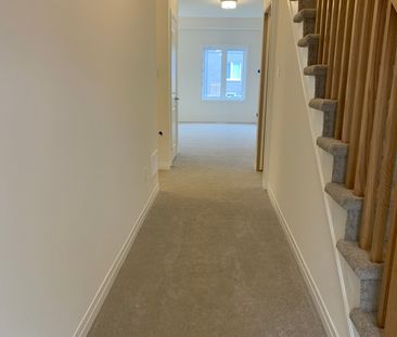 For Lease - 60 Mckernan Avenue, Brantford, Ontario - Photo 6