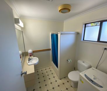 FURNISHED & SELF CONTAINED UNIT - Photo 3