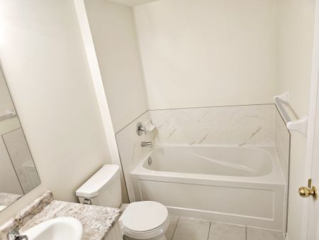 For Lease - 2540 Willam Jackson Drive Unit# 107, Pickering, Ontario - Photo 2