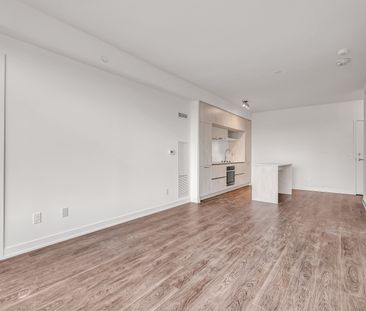 For Lease - 2 David Eyer Road Unit# 728, Richmond Hill, Ontario - Photo 6
