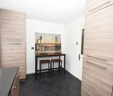 2 bedroom semi-detached house to rent - Photo 5