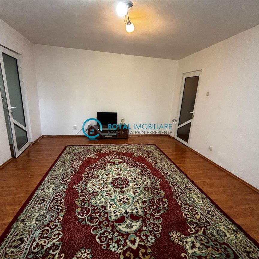 Royal Imobiliare Inchiriere apartament 2 camere zona Enachita Vacarescu - Photo 1