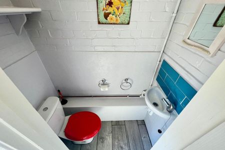 Fairfax Road - Photo 5