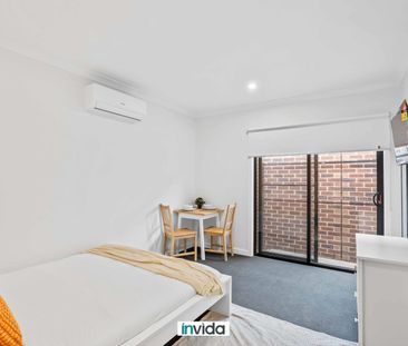 GREAT VALUE PRIVATE ENSUITE ROOM — BILLS & INTERNET INCLUDED! MODER... - Photo 2