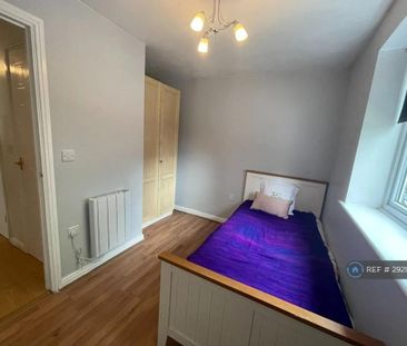 2 bedroom flat to rent - Photo 6