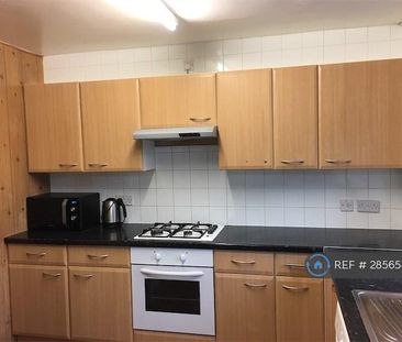 3 bedroom terraced house to rent - Photo 6