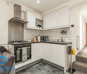 1 bed Studio for Rent - Photo 1