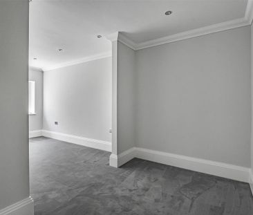 4 bedroom detached house to rent - Photo 2