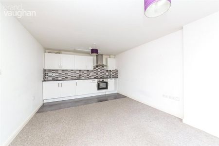 1 bedroom flat to rent - Photo 3