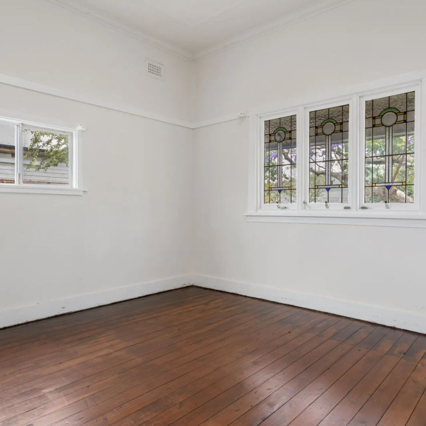 Unique Family Home In Ideal Location - Photo 1