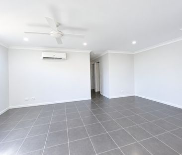 Charming 3 Bedroom Duplex in Morayfield! - Photo 1