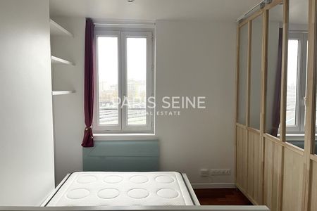 ** LA FAYETTE ** Beau studio lumineux meublé avec goût ! - Photo 3