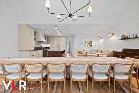 House in Vancouver West Side, BC - Photo 2