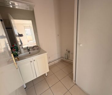 Location Appartement 2 pièces VITRY SUR SEINE 94400 - Photo 4