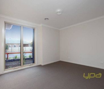 Entertainer’s Dream Overlooking Greens - Photo 5