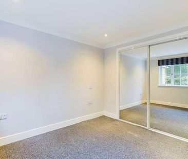 Brooklands Lane, Weybridge, Surrey, KT13 - Photo 4