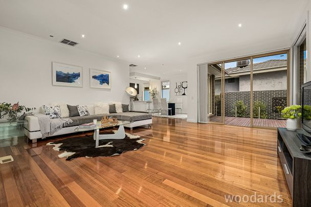 Modern Single-Level Home with Street Frontage in Doncaster East - Photo 1