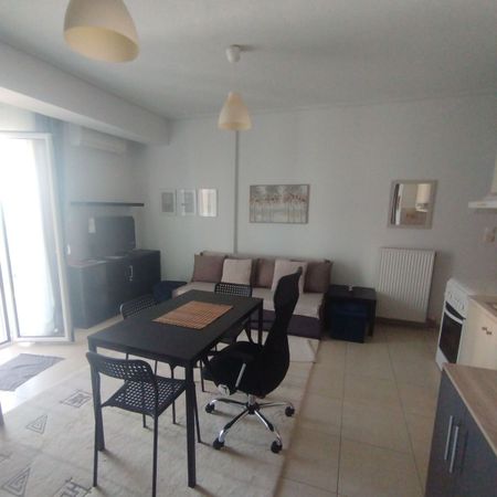 Studio/Γκαρσονιέρα για ενοικίαση Κέντρο (Καρδίτσα) - Φωτογραφία 4