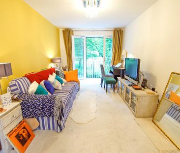 Yalland Close, Fishponds, BS16 3AU - Photo 1